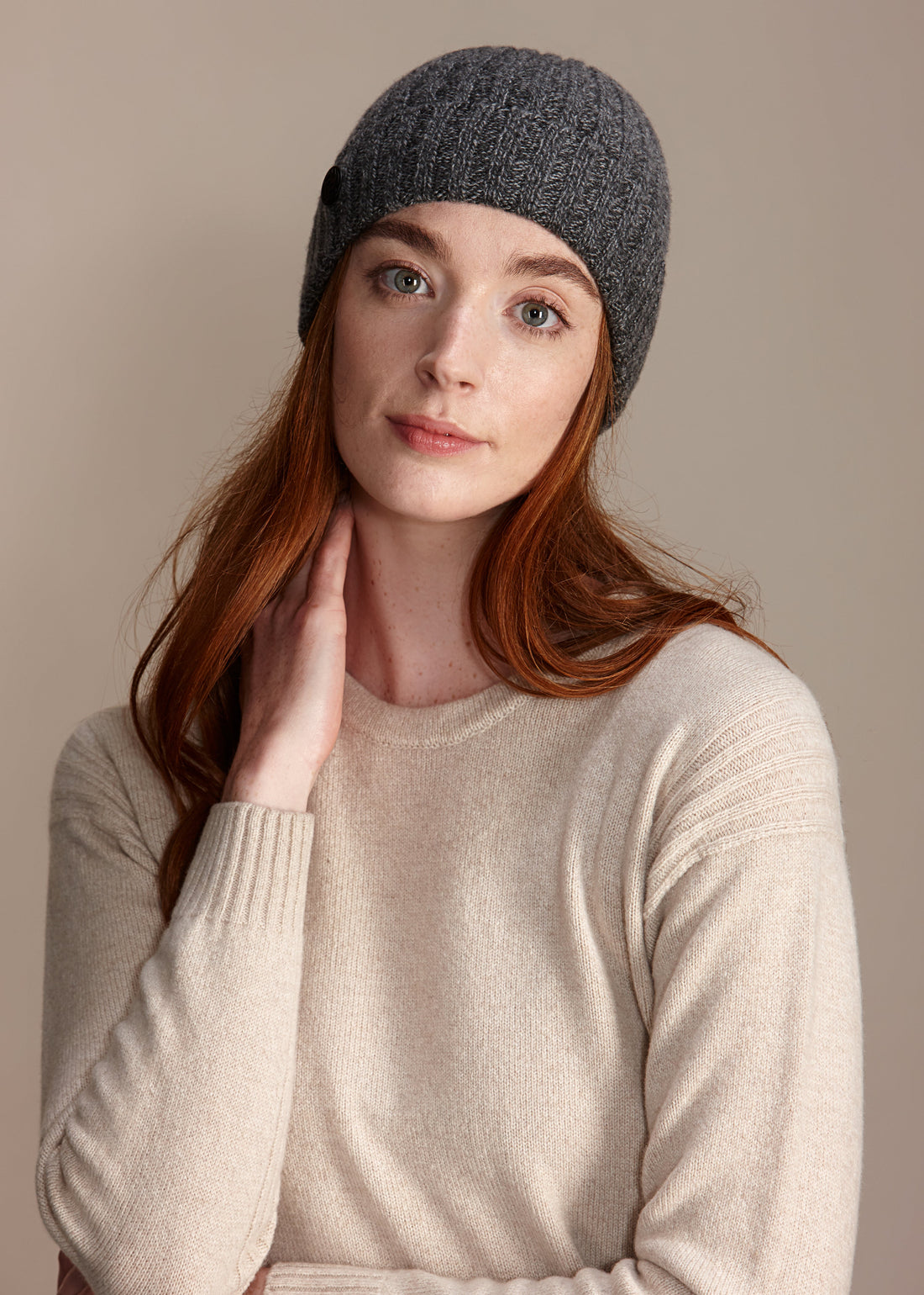 SAFFRON Women's Heavyweight Recycled Cashmere and Merino Beanie Hat